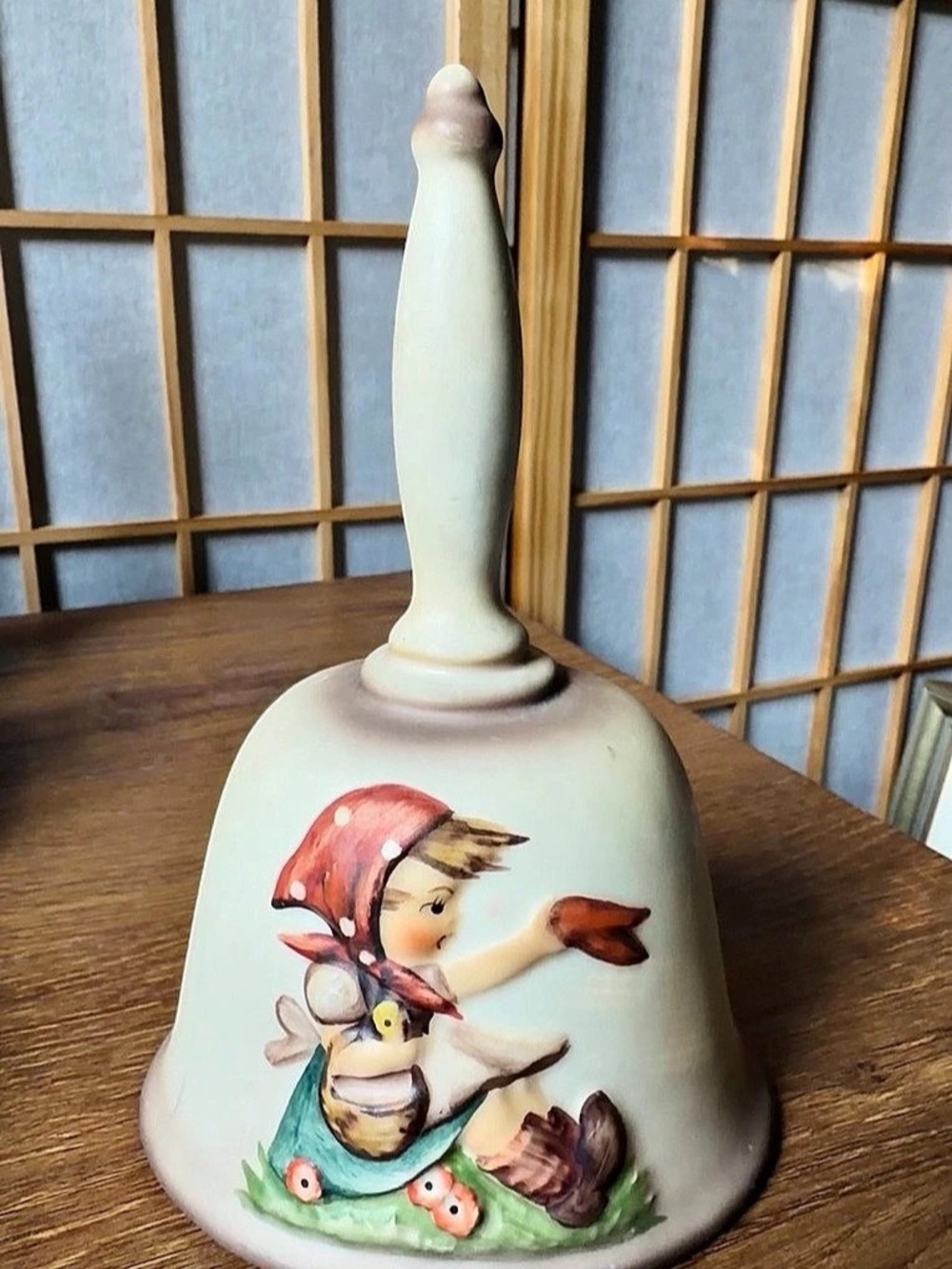 Vintage 1979 Goebel Hummel Annual Bell HUM 701 Second Edition W. Germany